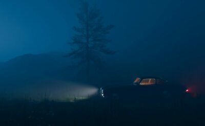 a car in the mist - photo Pramod Tiwari